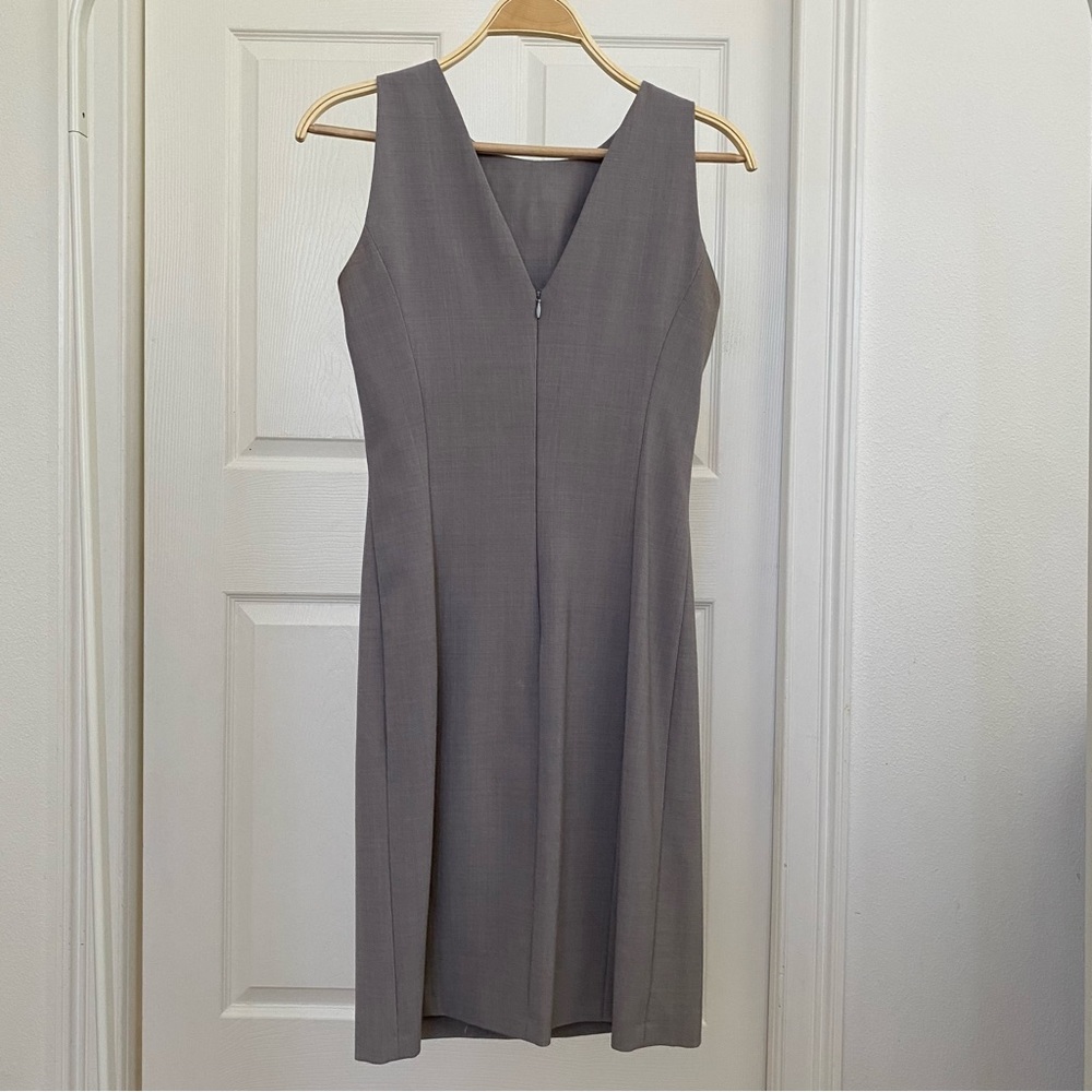 Grey dress - Picture 3 of 4